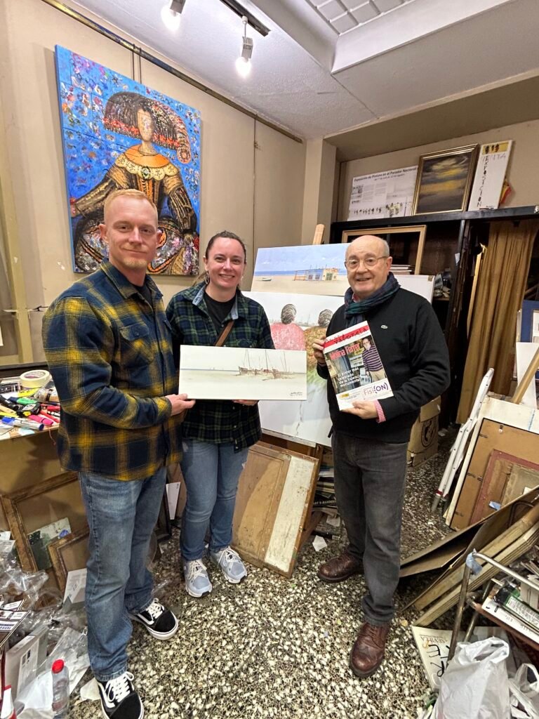 Meeting artist Molina Ferrer inside his studio in Valencia